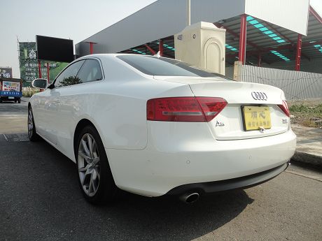 Audi 奧迪 A5 3.2 Coupe 照片10