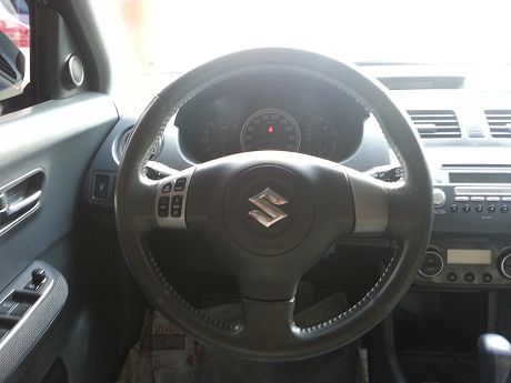 Suzuki 鈴木 Swift 照片3