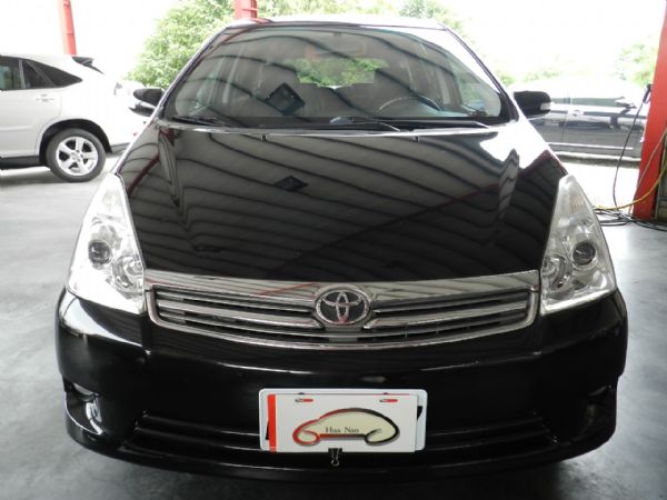  Toyota 豐田  WISH 黑  照片9