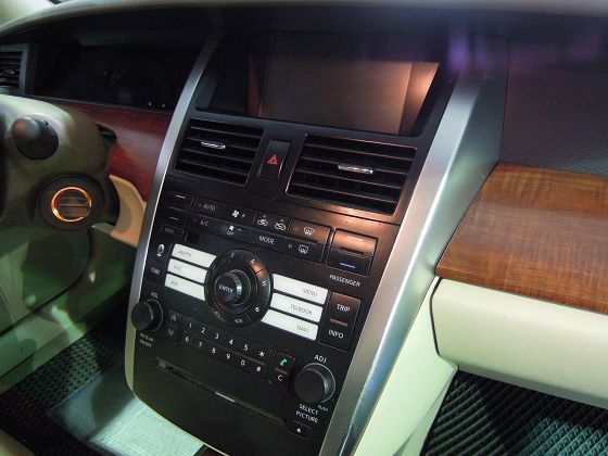 Nissan 日產 Teana 照片8