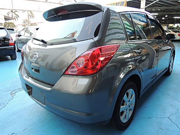 2010 NISSAN TIIDA 照片3