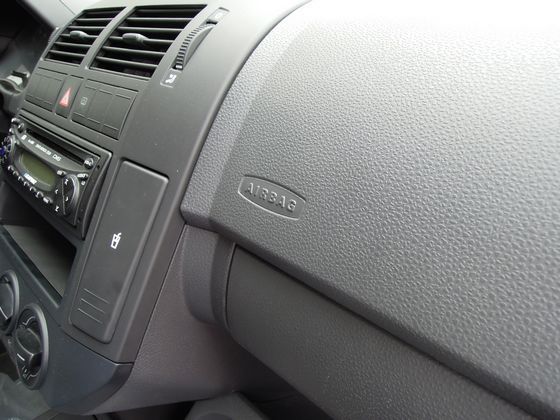 VW 福斯 Polo 2005 照片9