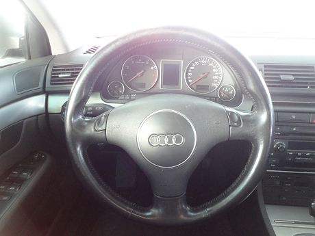 Audi 奧迪 A4 1.8T 照片4