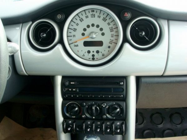 MINI COOPER 03年式 1.6 照片7