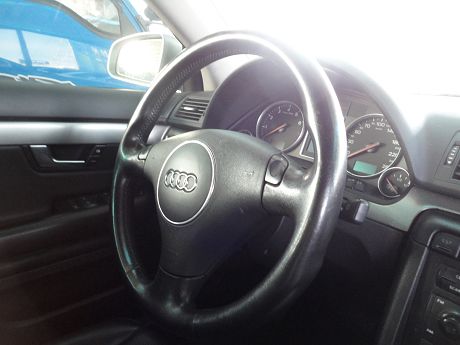 Audi 奧迪 A4 1.8T  照片3