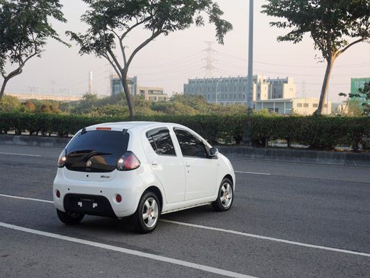 酷比TOBE M'CAR熊貓車 高鐵汽車 照片10