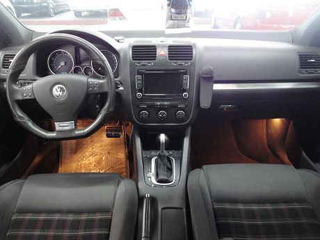 VW 福斯 Golf Gti 照片2