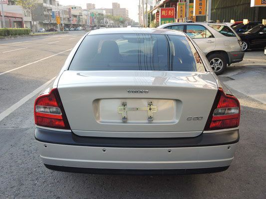 00 VOLVO S80 高鐵汽車 照片9