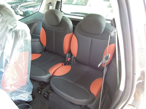 Citroen 雪鐵龍 C2 照片4