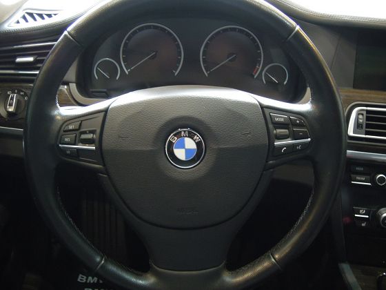 BMW 寶馬 740 照片5