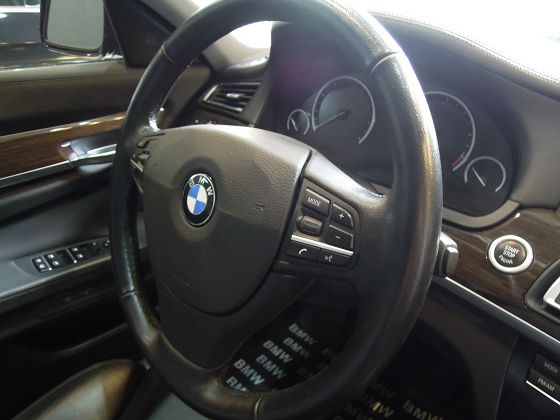BMW 寶馬 740 照片6