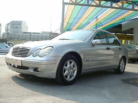 賓士 C200K W203型 照片2