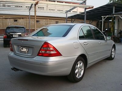 賓士 C200K W203型 照片3