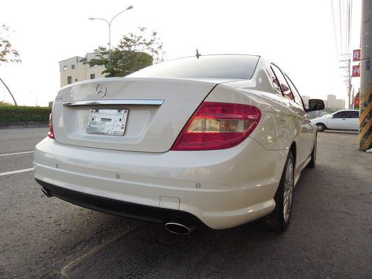 【高鐵汽車】2010 賓士 C300  照片9