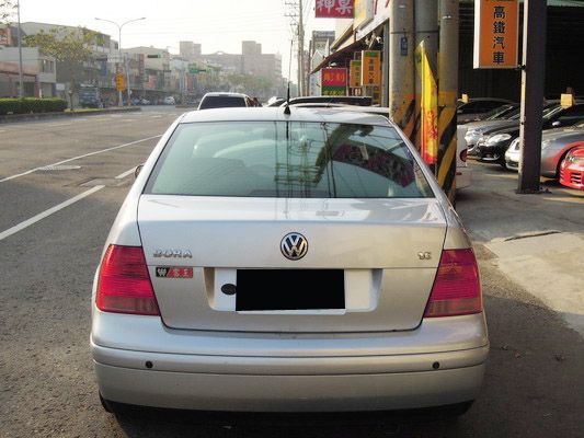 【高鐵汽車】2004 福斯VW BORA 照片7