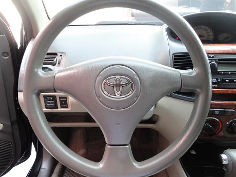 Toyota豐田 Vios 照片6