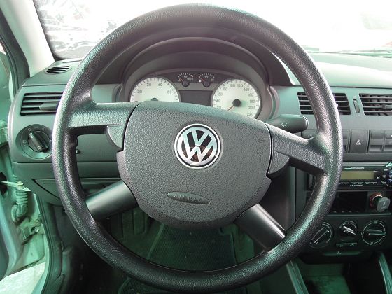 VW 福斯 Pointer 照片5