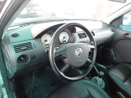 VW 福斯 Pointer 照片4