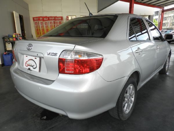  Toyota 豐田  VISO 銀  照片9