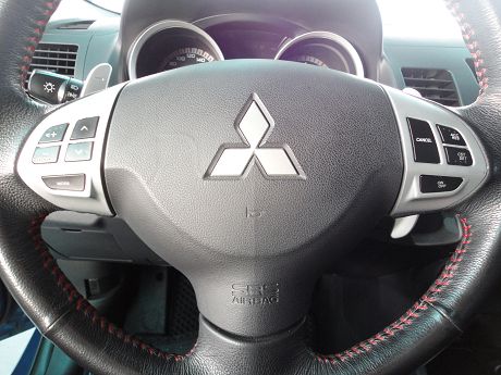 Mitsubishi 三菱 Fortis 照片4