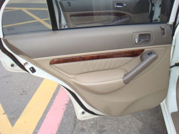 HONDA CIVIC FERIO 照片4