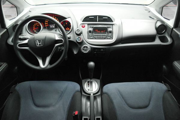 ★小瑋嚴選☆09 Honda Fit 銀 照片3