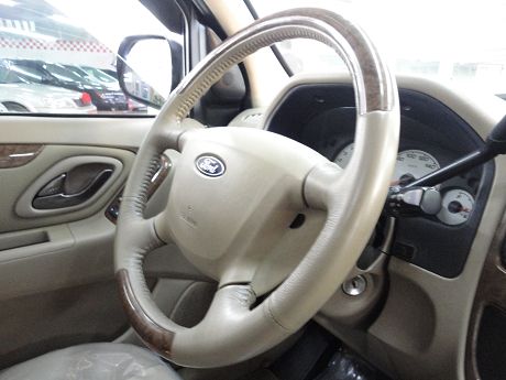 Ford 福特 Escape  照片3