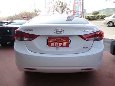 Hyundai 現代 Elantra 照片10