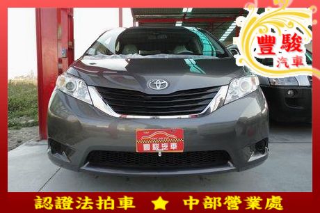 Toyota豐田 Sienna 照片1