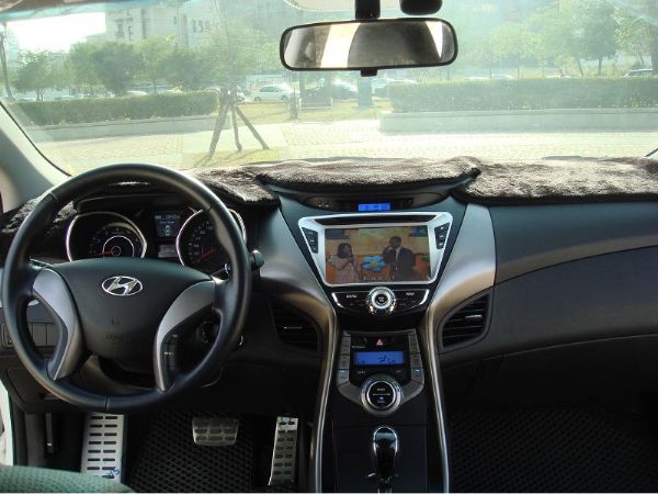 2013年 Elantra 實跑里程 照片2