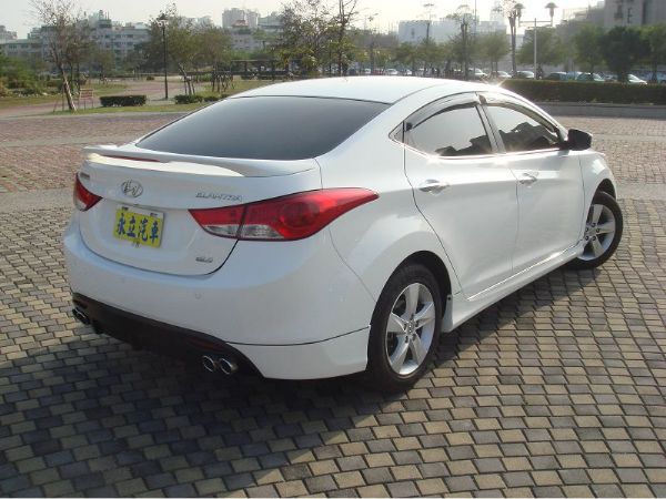 2013年 Elantra 實跑里程 照片9