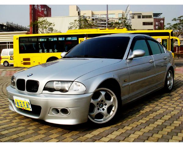 2002 BMW 320 6缸 天窗  照片9