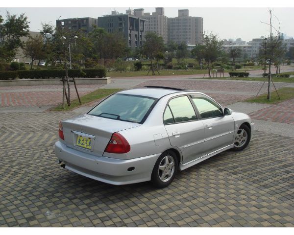 2001 三菱 Virage 天窗 代步 照片3