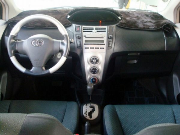 豐田 YARIS 07年 1.5灰 照片4