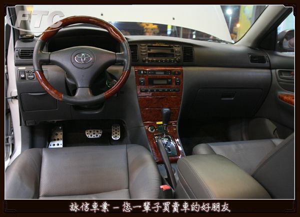 TOYATA ALTIS 1.8 200 照片4