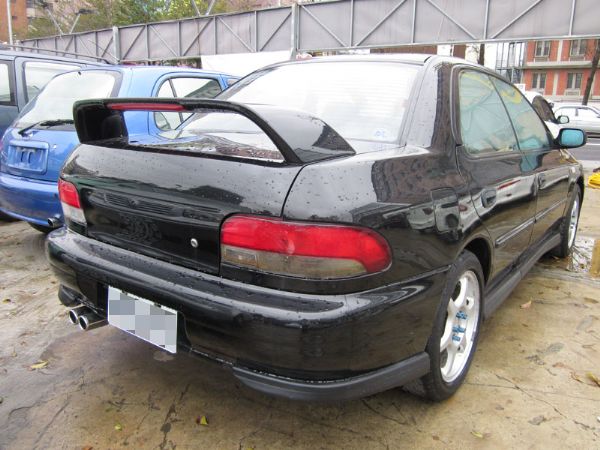 Subaru Impreza 手排 照片2