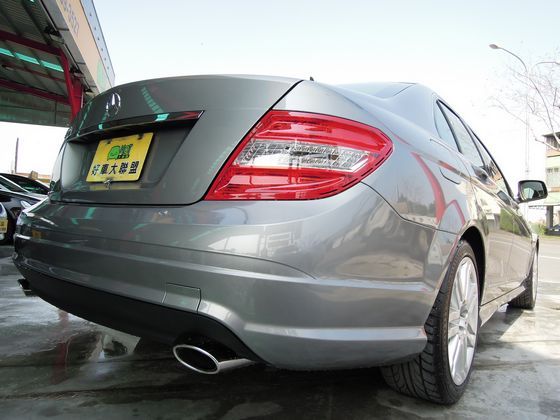 賓士 C-Class C 300 照片10