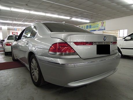 BMW 寶馬 7系列 745 Li 照片10