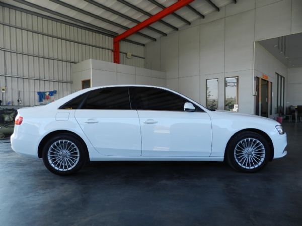  Audi 奧迪  A4 白 2.0 照片10