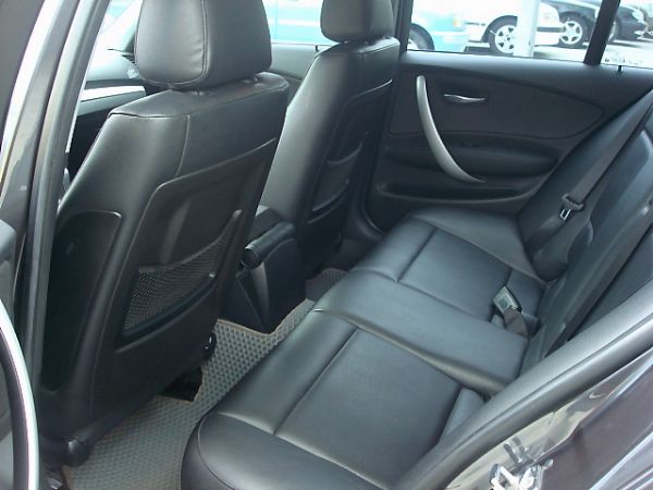 BMW 120I 08年 2.0科技灰 照片6