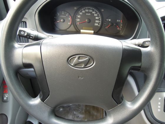 Hyundai 現代 Starex 照片6