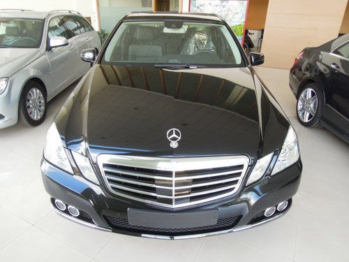 11 BENZ E250 高鐵汽車HOT 照片2