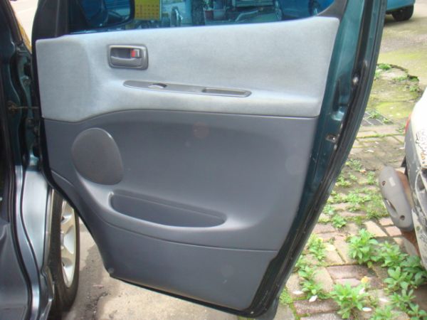 TOYOTA HIACE 照片4