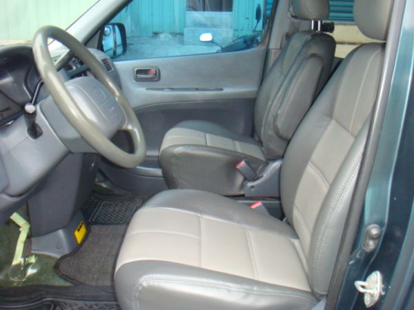 TOYOTA HIACE 照片5