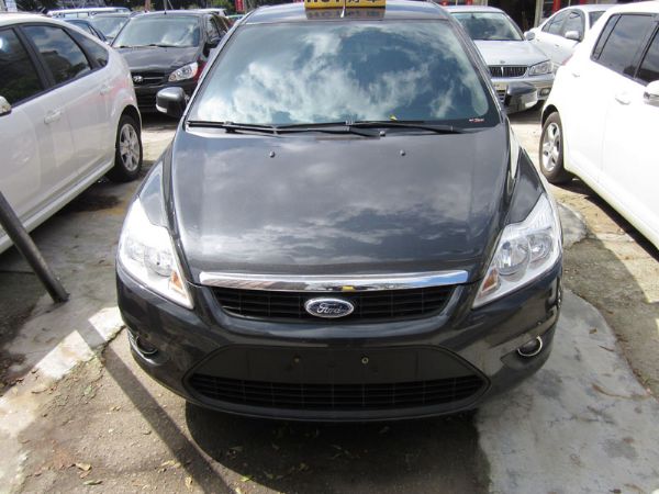 Ford Focus 黑 1.8 低率貸 照片3