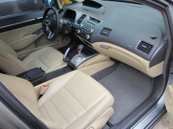 Honda K12 頂級車庫車 原廠保養 照片8