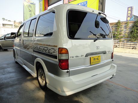 Toyota豐田 Hiace Solem 照片10