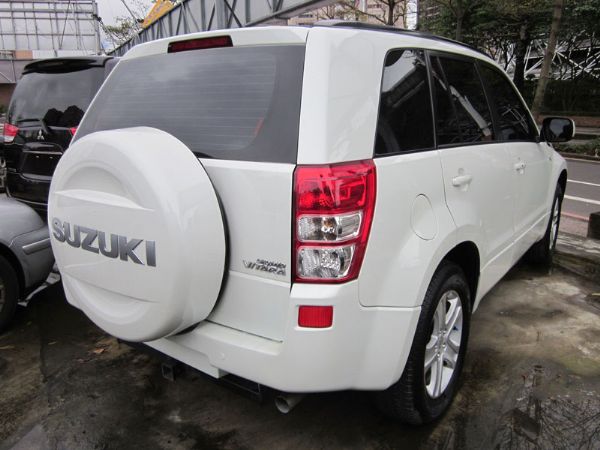 Suzuki Vitara JP頂級版  照片2
