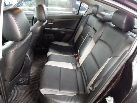 Mazda 馬自達 馬3S 照片4