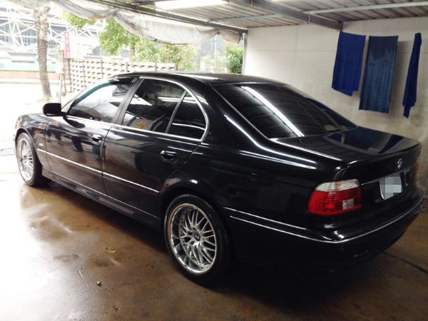 Bmw 528 2.8 黑 電動座椅  照片2